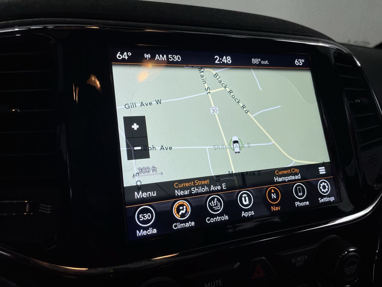 Used 2021 Jeep Grand Cherokee Limited AWD/4WD image 17