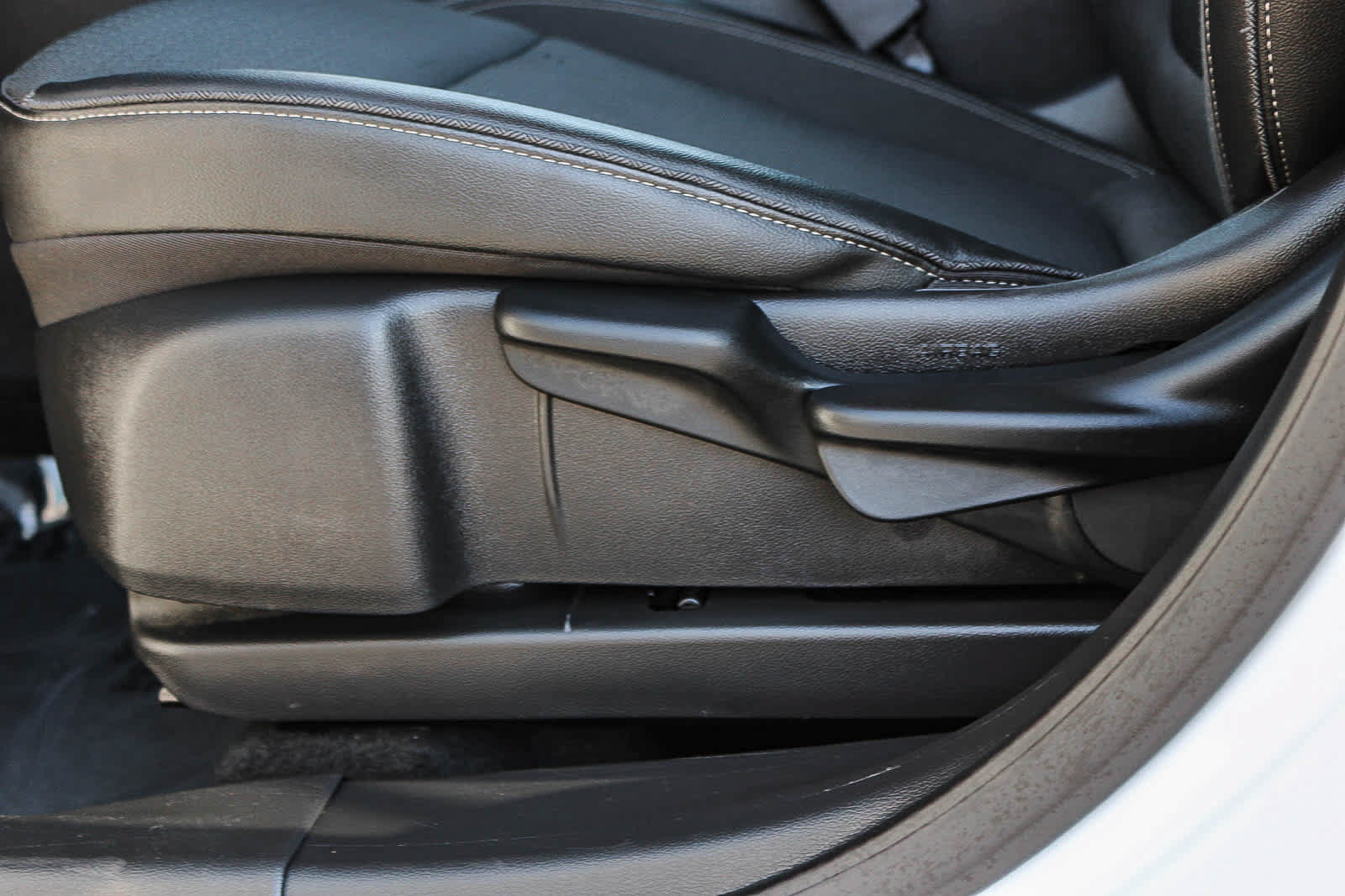 Used 2025 Buick Encore GX Preferred FWD image 20