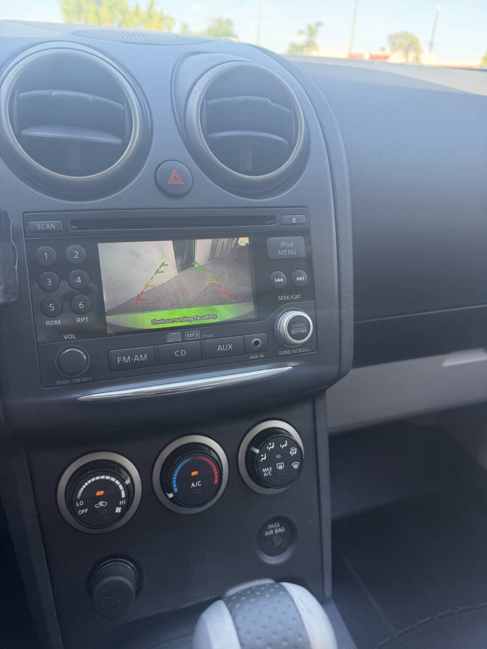 Used 2011 Nissan Rogue SV FWD image 17