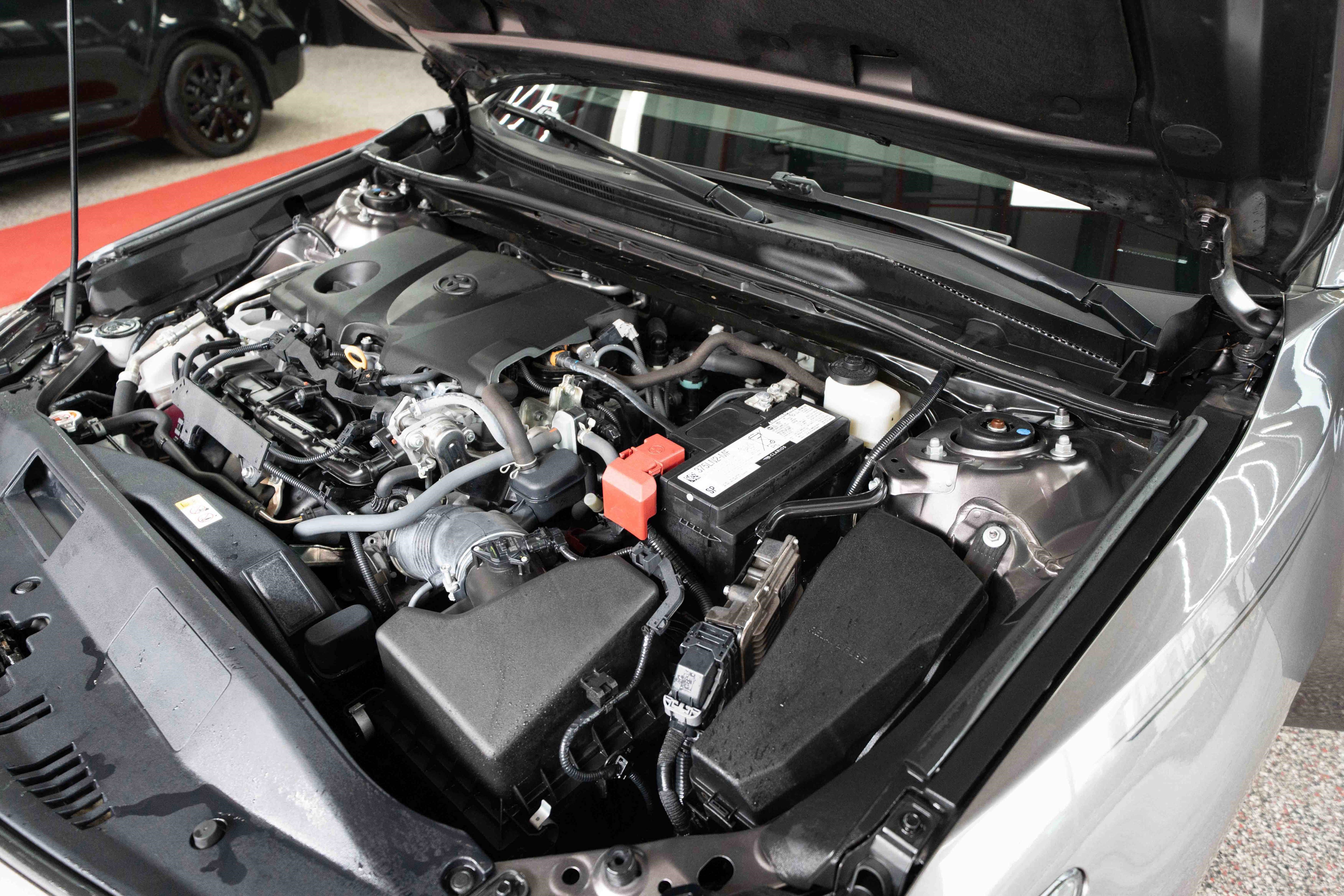 Used 2024 Toyota Camry SE image 32