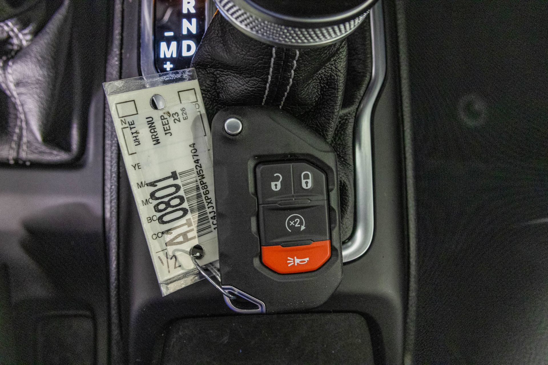 Used 2023 Jeep Wrangler Unlimited Sahara w/ Cold Weather Group AWD/4WD image 29