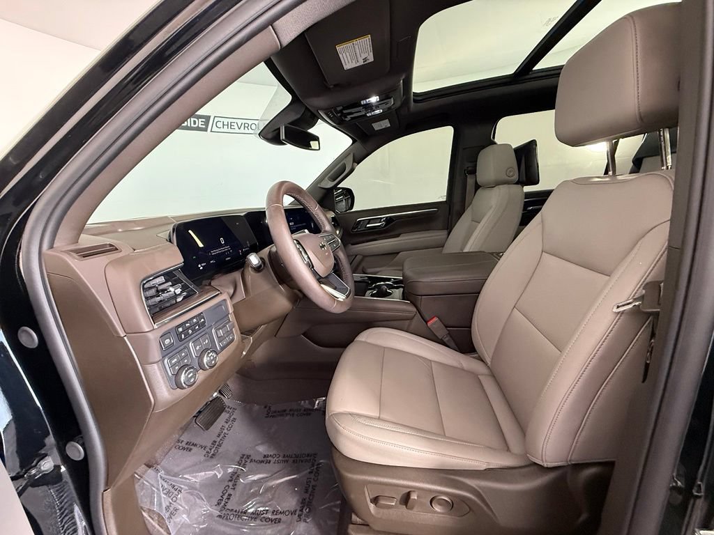 Used 2026 Chevrolet Suburban Z71 w/ Z71 Off-Road Package AWD/4WD image 21