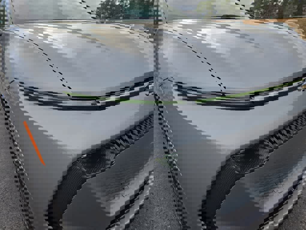 New 2026 Chevrolet Equinox EV LT image 10