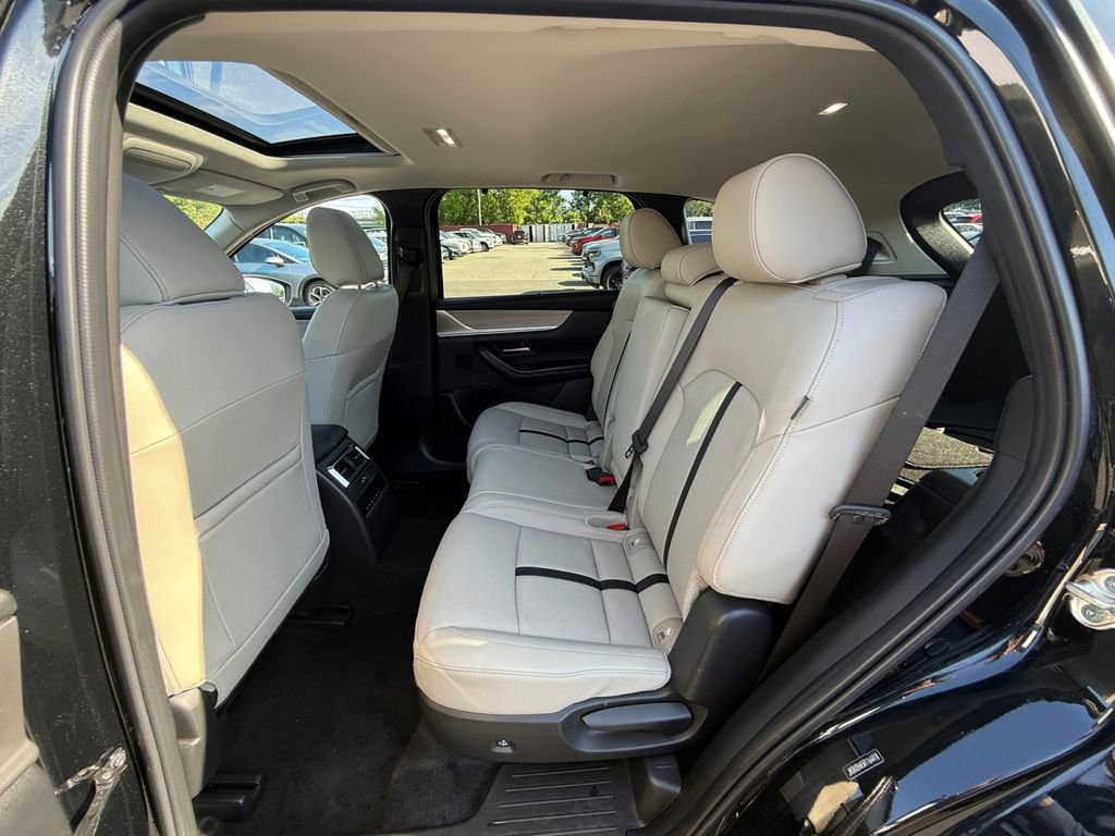 Used 2024 MAZDA CX-90 Plug-In Hybrid w/ Preferred AWD/4WD image 25