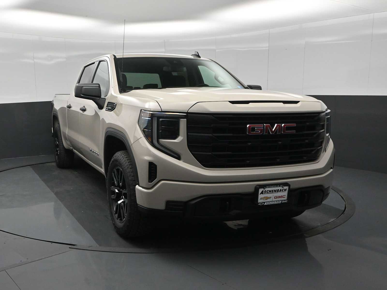 New 2026 GMC Sierra 1500 Pro image 3