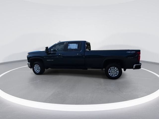 Used 2023 Chevrolet Silverado 3500 LT w/ Convenience Package AWD/4WD image 7