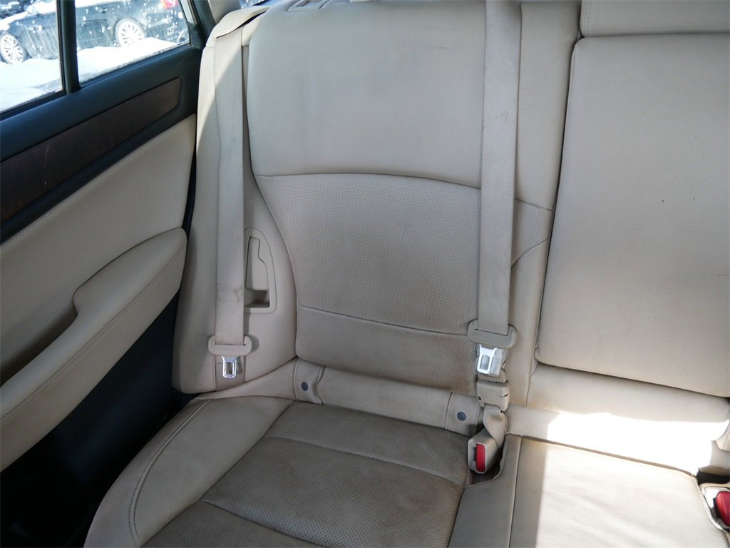 Used 2017 Subaru Outback 2.5i Limited image 12