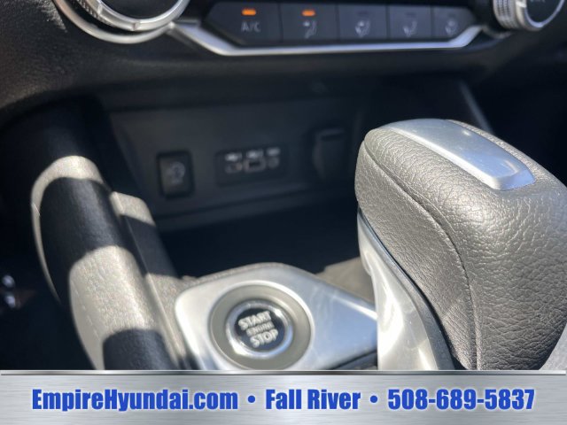 Used 2024 Nissan Sentra SV FWD image 31