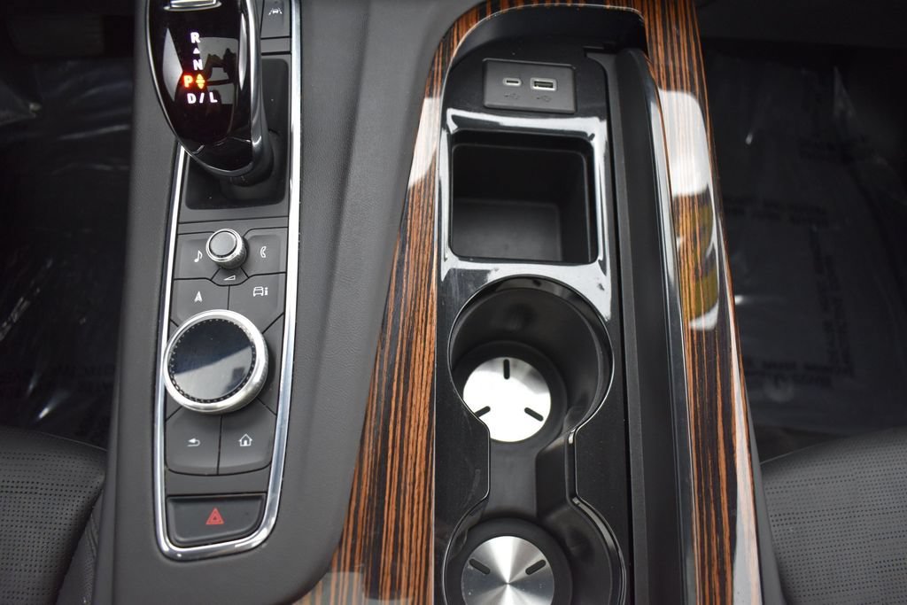 Used 2024 Cadillac Escalade Premium Luxury w/ LPO, Floor Liner Package AWD/4WD image 23