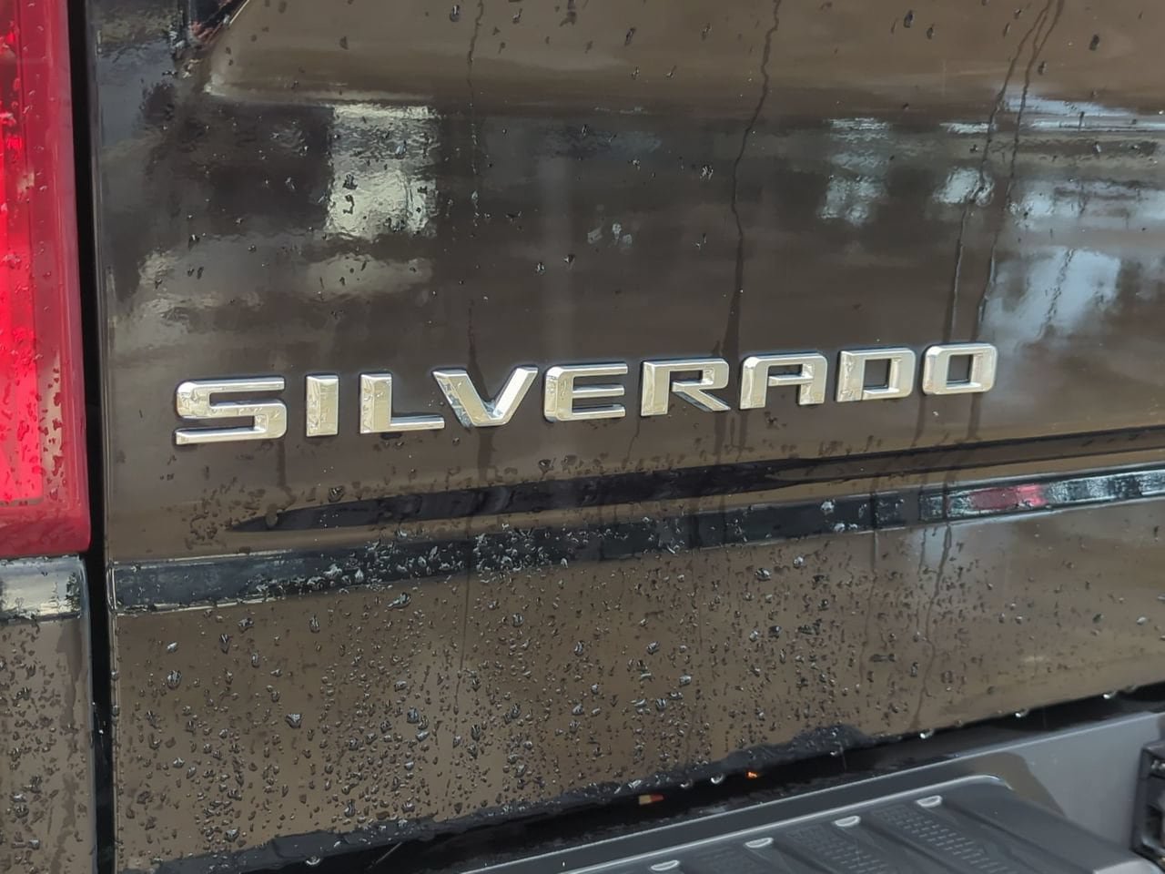 Certified 2024 Chevrolet Silverado 1500 LTZ w/ LTZ Convenience Package II RWD image 5