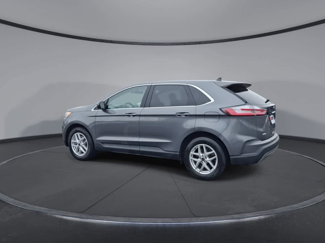 Certified 2024 Ford Edge SEL image 6