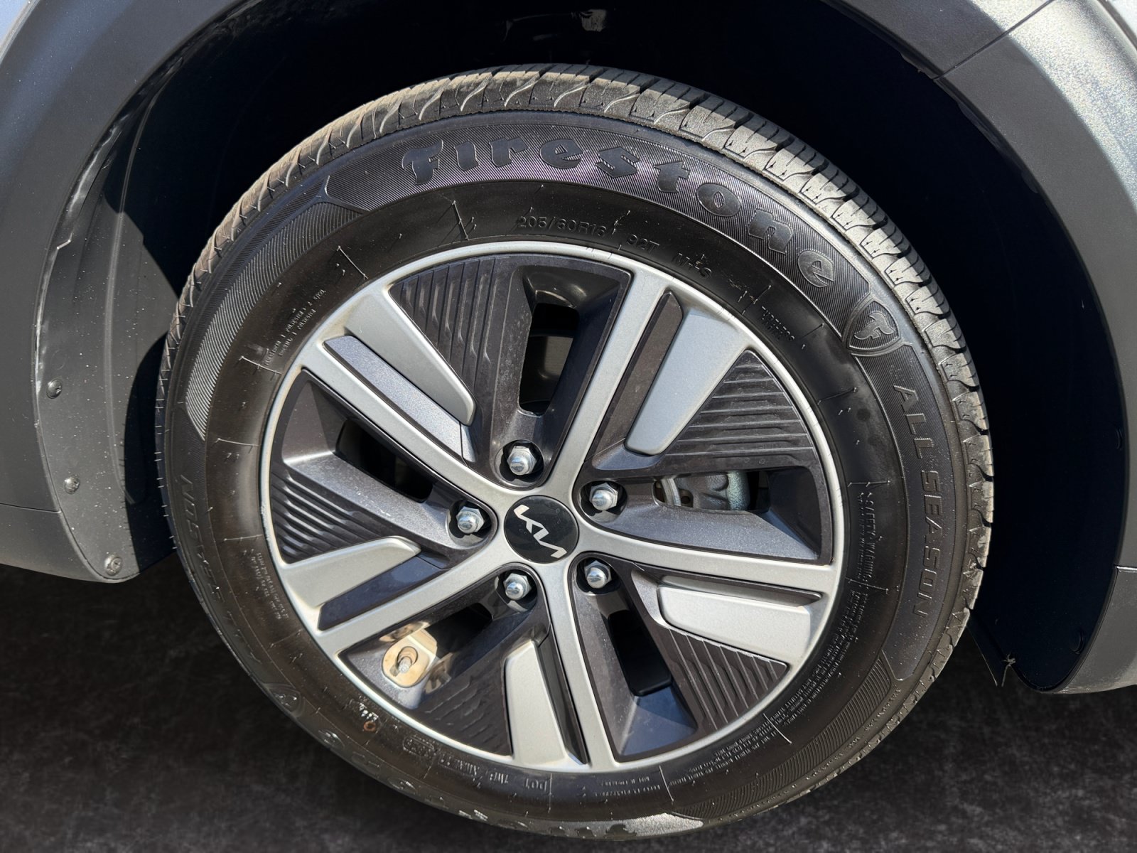 Used 2022 Kia Niro LXS w/ Digital Cluster Package FWD image 7