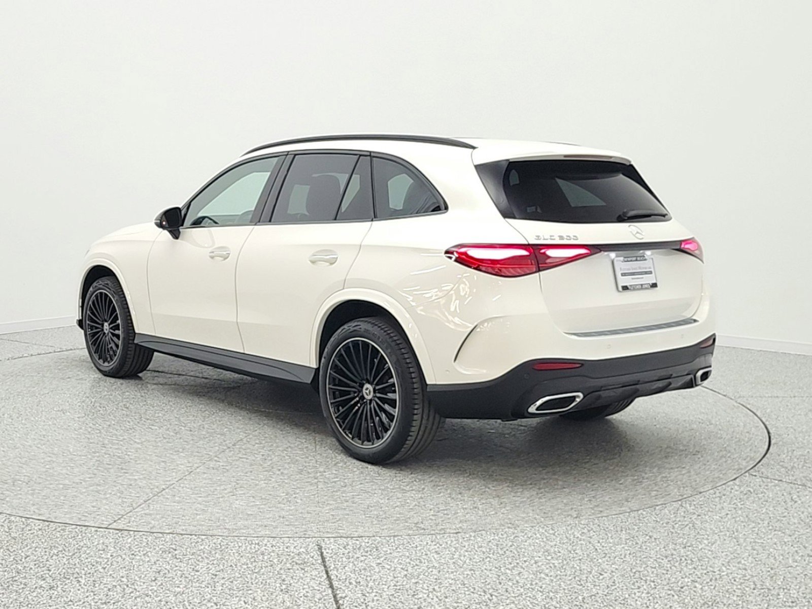 Certified 2023 Mercedes-Benz GLC 300 image 7