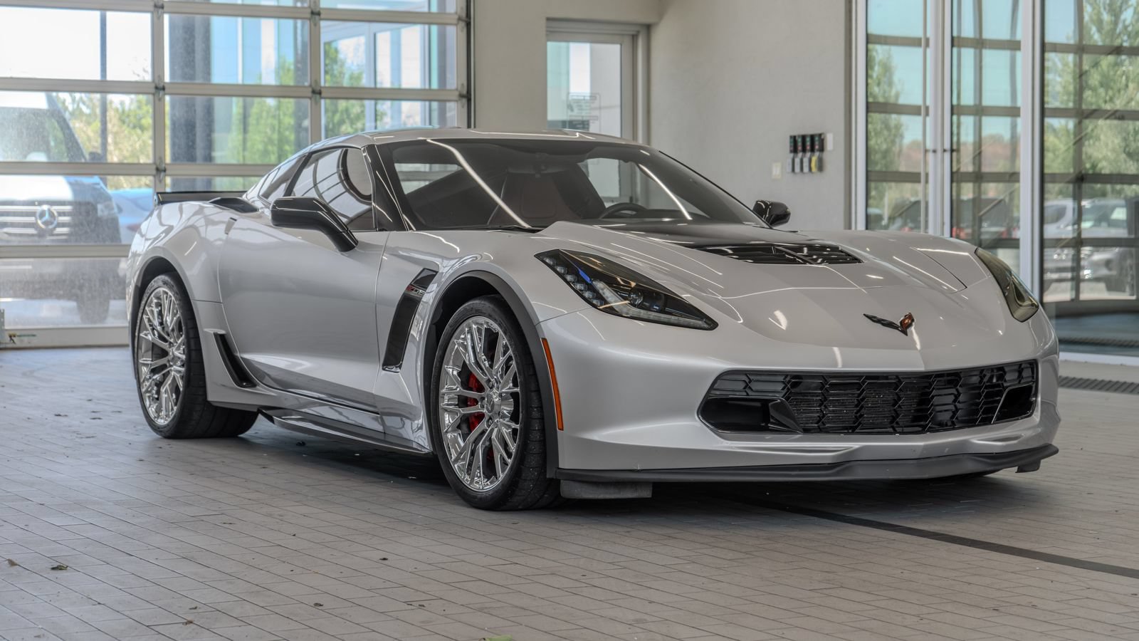 Used 2017 Chevrolet Corvette Z06 w/ Battery Protection Package RWD image 21