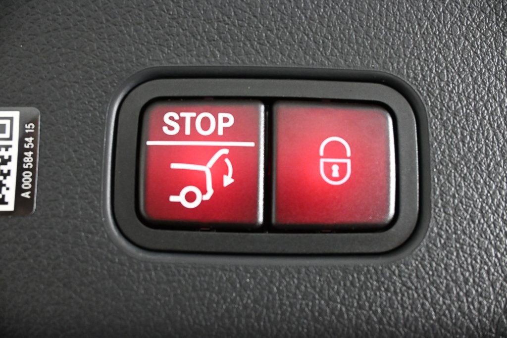 New 2025 Mercedes-Benz GLC 300 4MATIC image 26