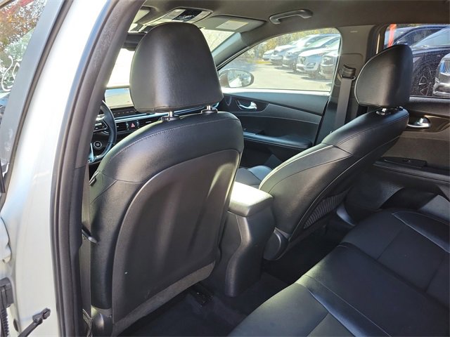 Used 2022 Kia Forte GT-Line image 13