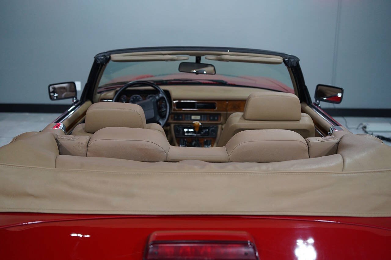 Used 1994 Jaguar XJS 4.0 Convertible RWD image 29