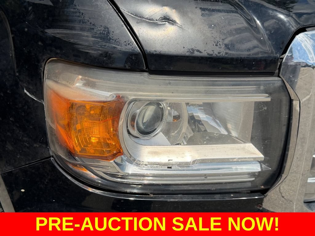 Used 2019 GMC Canyon Denali RWD image 14