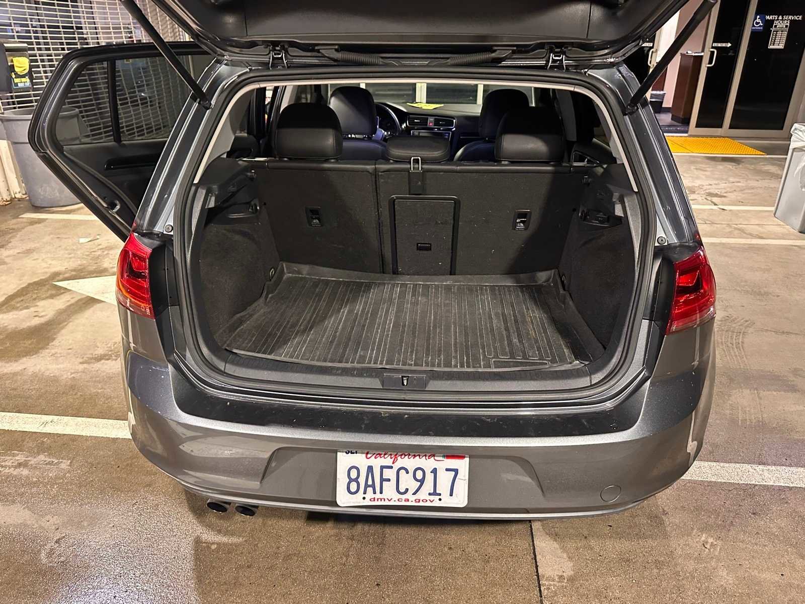 Used 2017 Volkswagen Golf SEL image 10