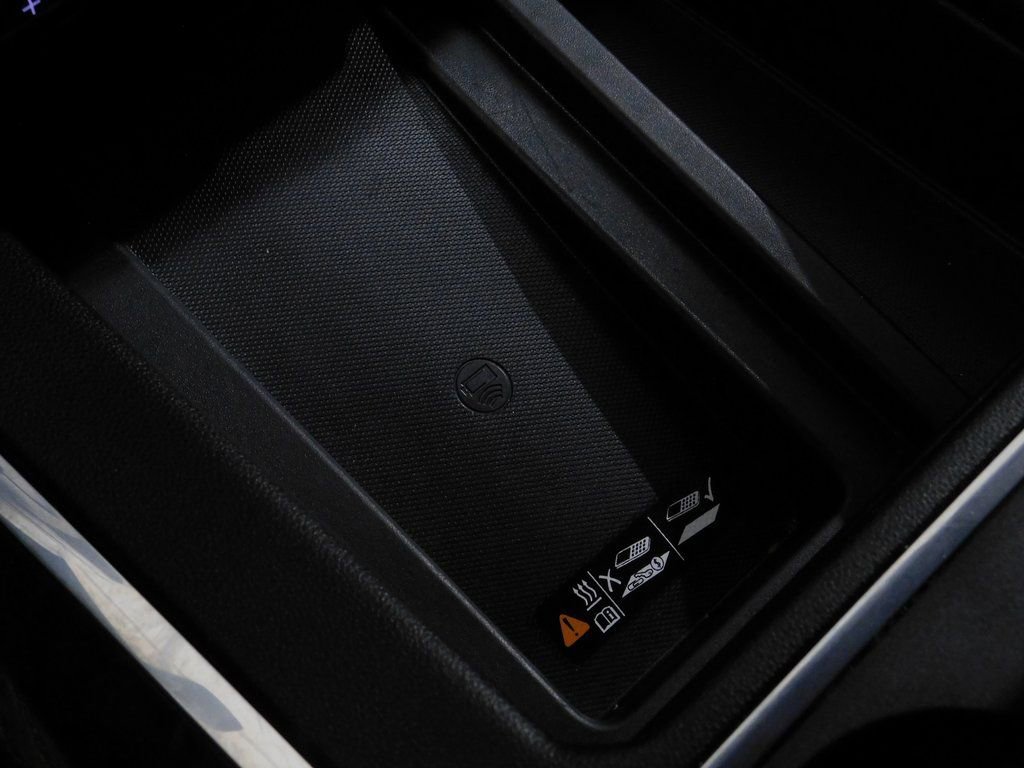 Used 2022 GMC Sierra 3500 Denali w/ Technology Package image 60