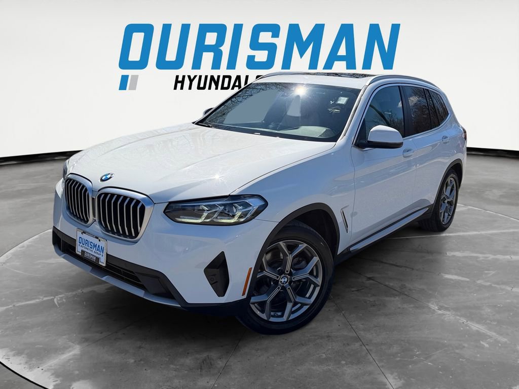 Used 2022 BMW X3 xDrive30i w/ Convenience Package image 2