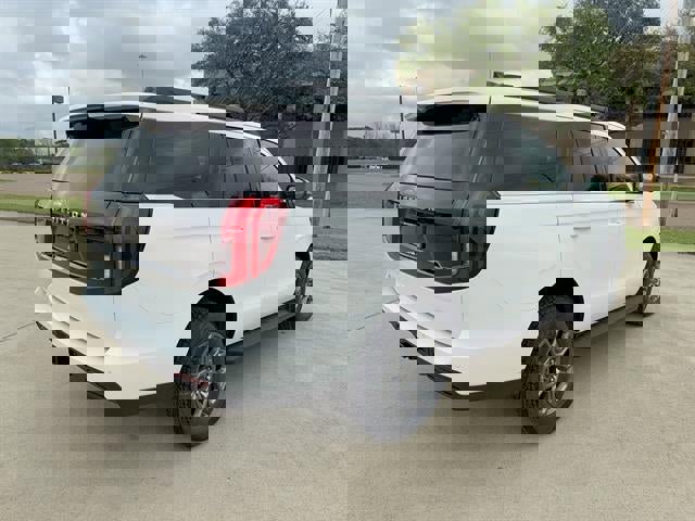 New 2026 Ford Expedition Active RWD image 4