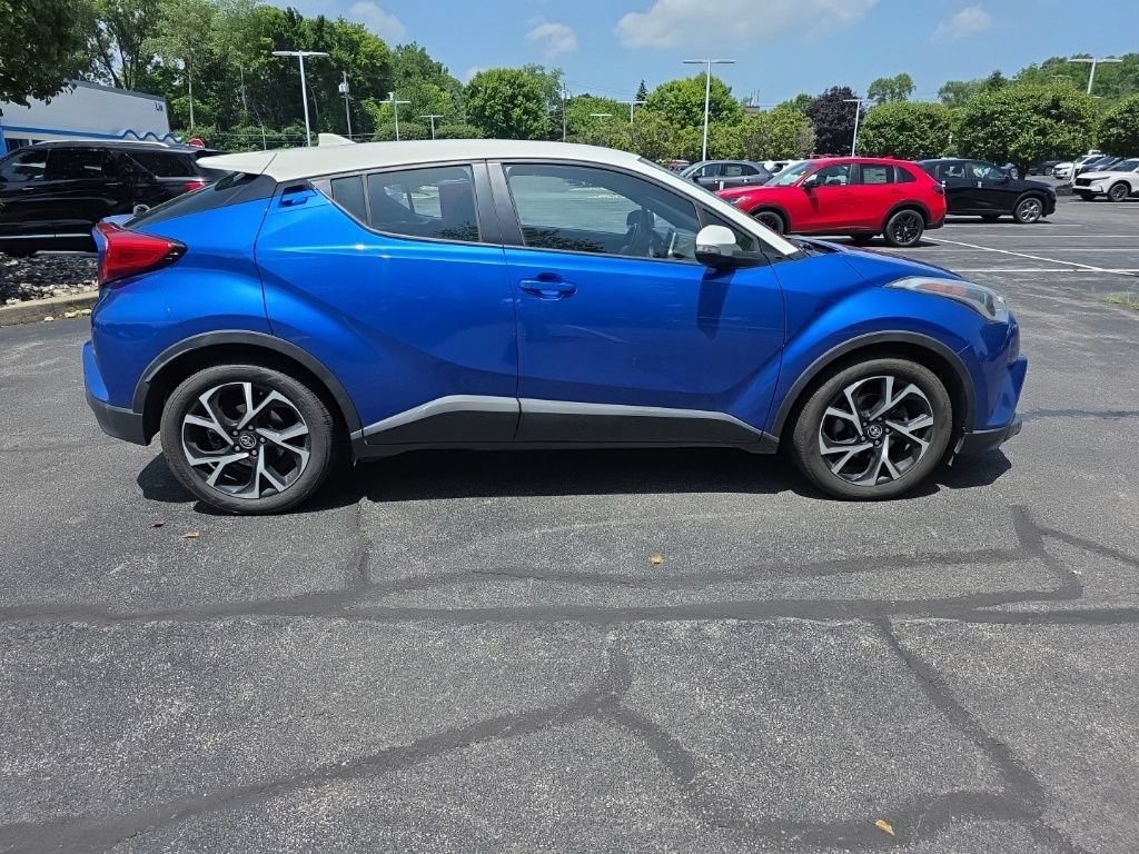 Used 2018 Toyota C-HR XLE FWD image 9