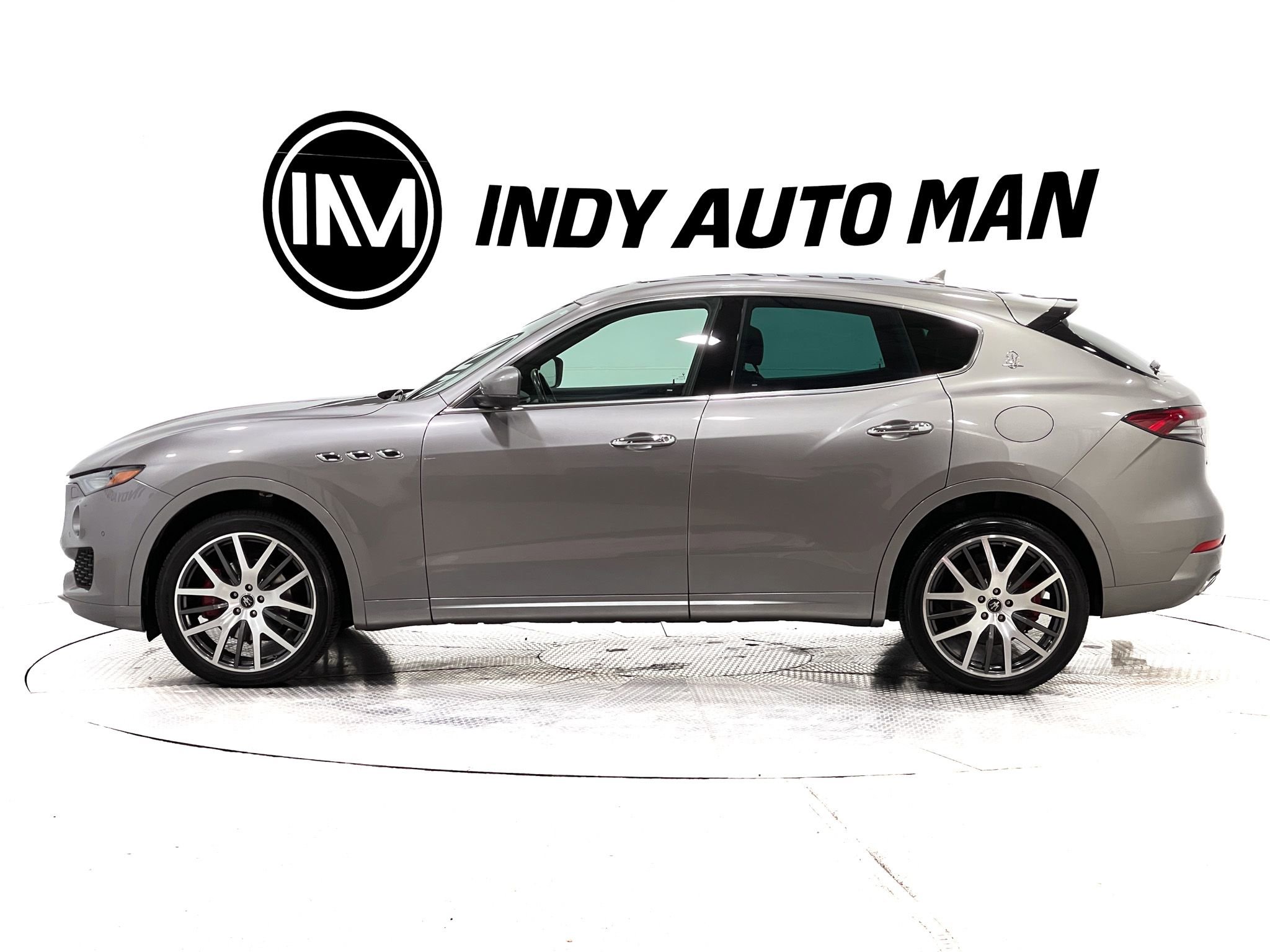 Used 2021 Maserati Levante image 7