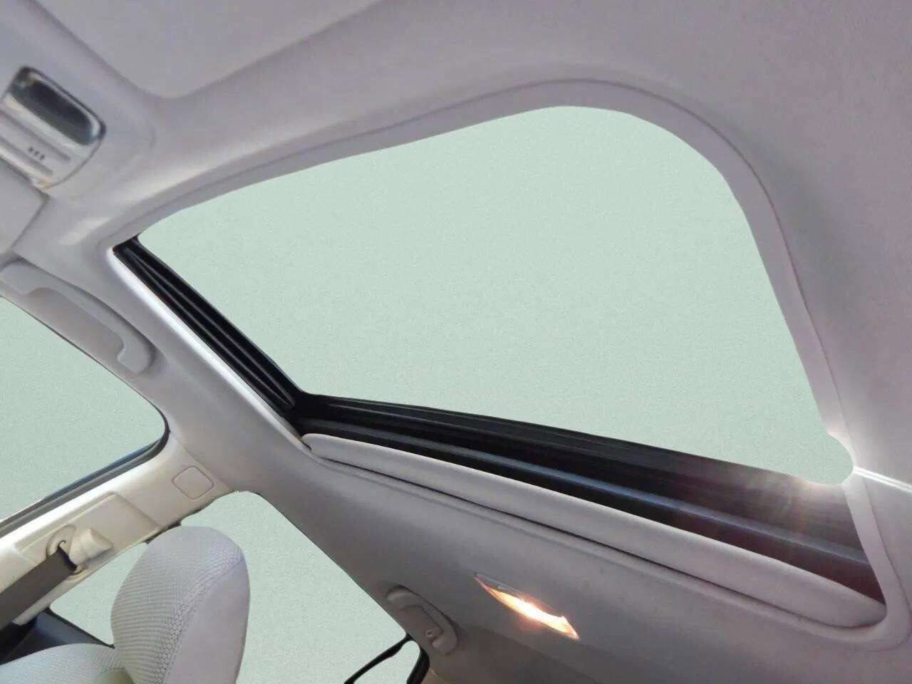 Used 2019 Subaru Outback 2.5i Premium image 36