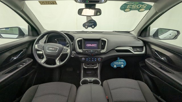 Used 2023 GMC Terrain SLE AWD/4WD image 9