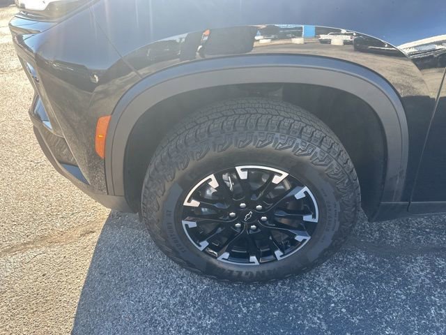 Certified 2025 Chevrolet Traverse Z71 w/ Driver Confidence Package image 10