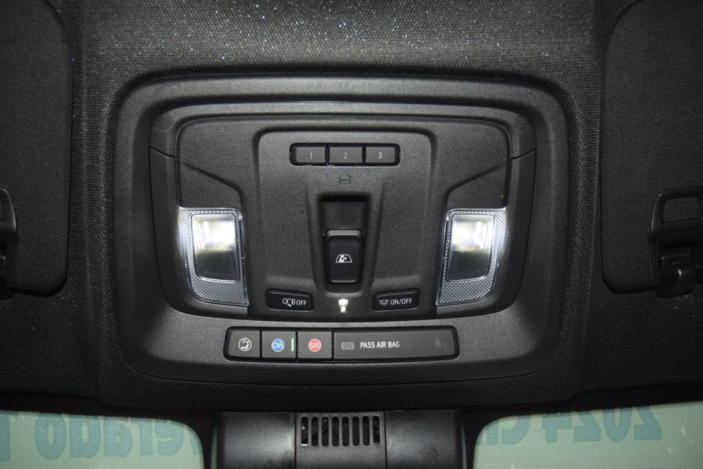 Used 2024 Chevrolet Silverado 1500 ZR2 w/ Technology Package AWD/4WD image 57
