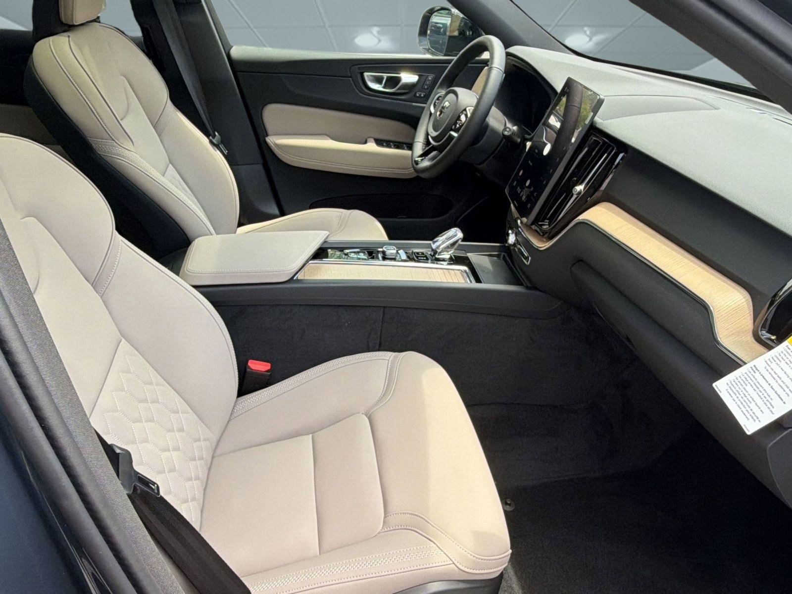 New 2026 Volvo XC60 B5 Plus w/ Climate Package AWD/4WD image 30