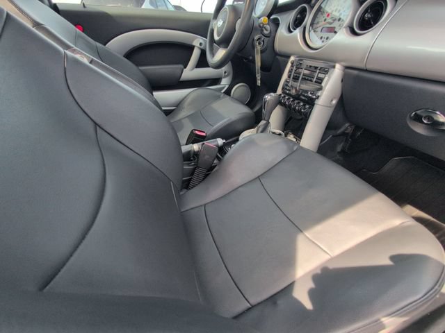 Used 2005 MINI Cooper Hardtop FWD image 16