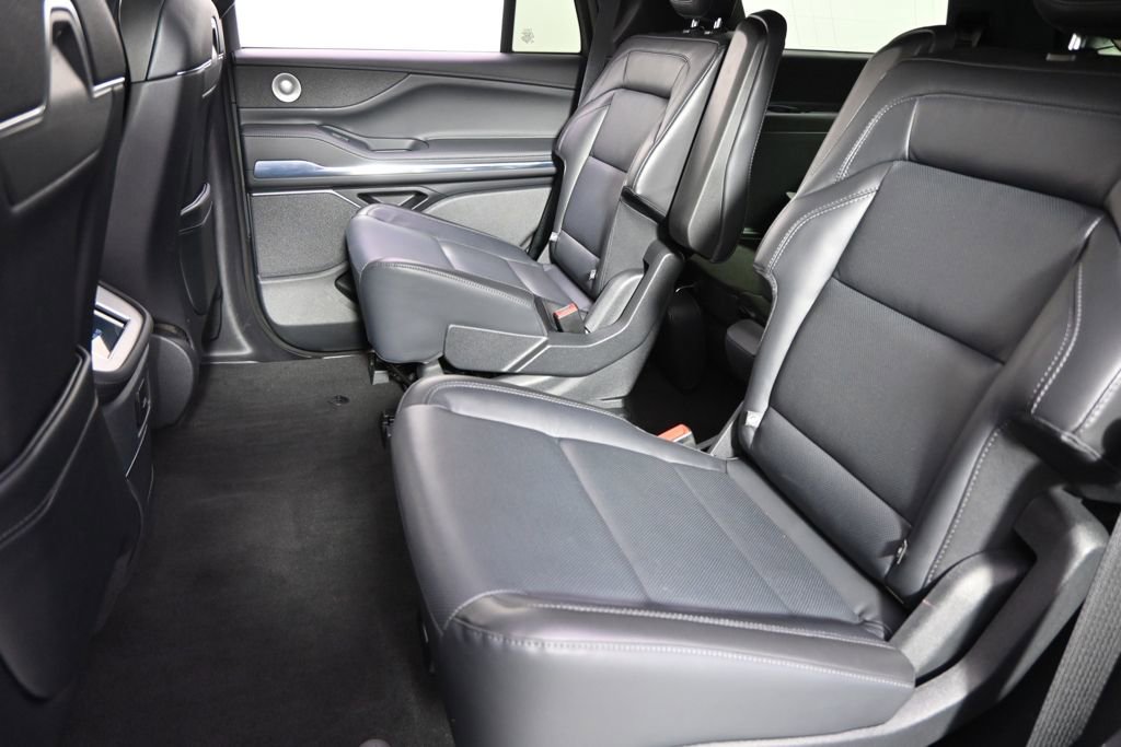 New 2025 Lincoln Navigator Reserve w/ Jet Appearance Package image 21
