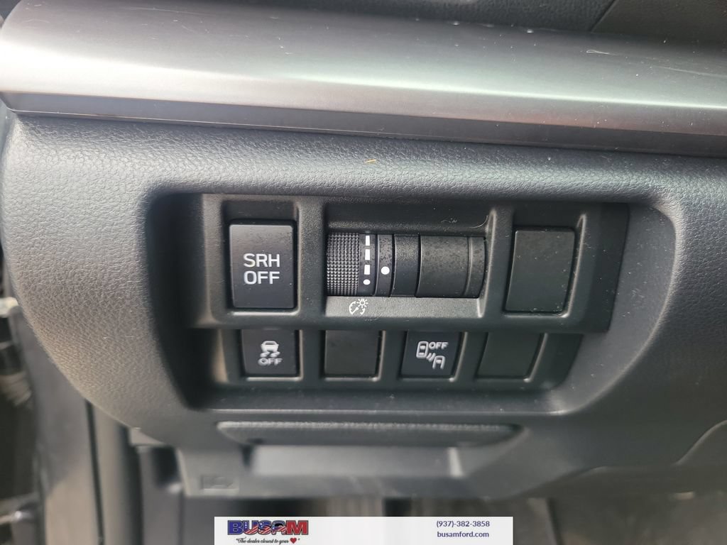 Used 2019 Subaru Crosstrek 2.0i Limited w/ Moonroof Package w/Navigation AWD/4WD image 15