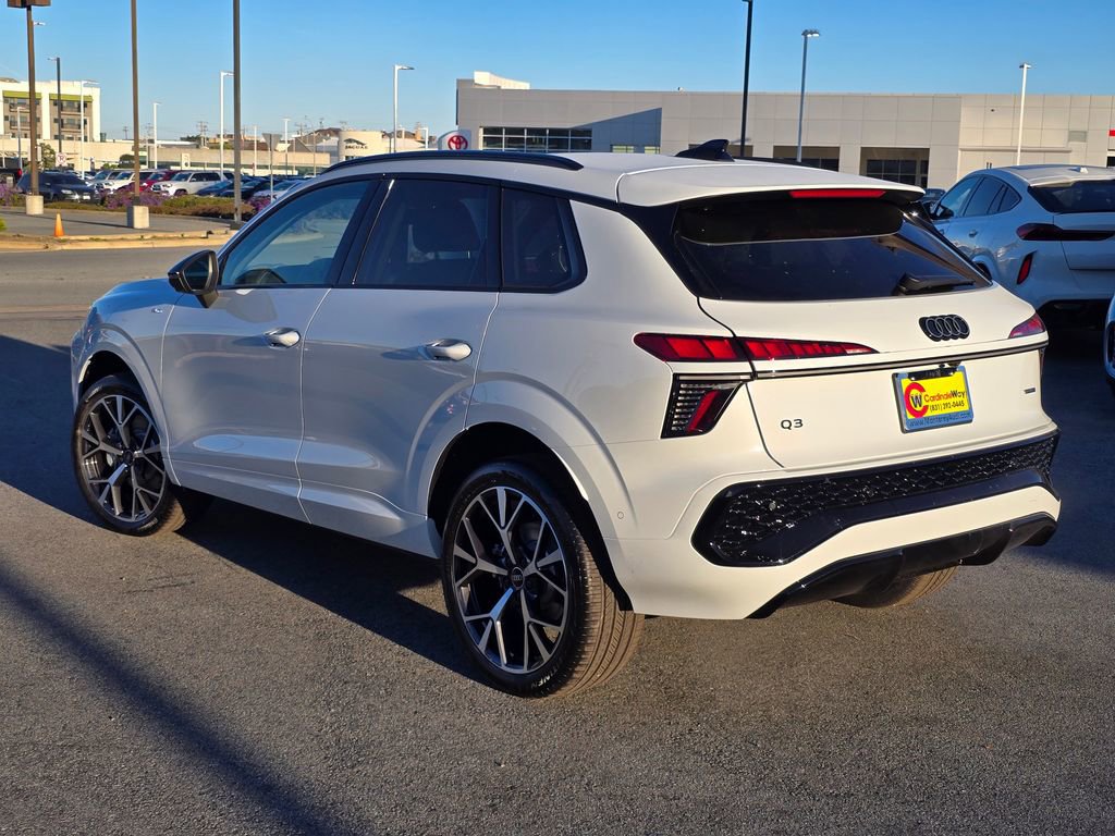 New 2026 Audi Q3 quattro 2.0T image 3