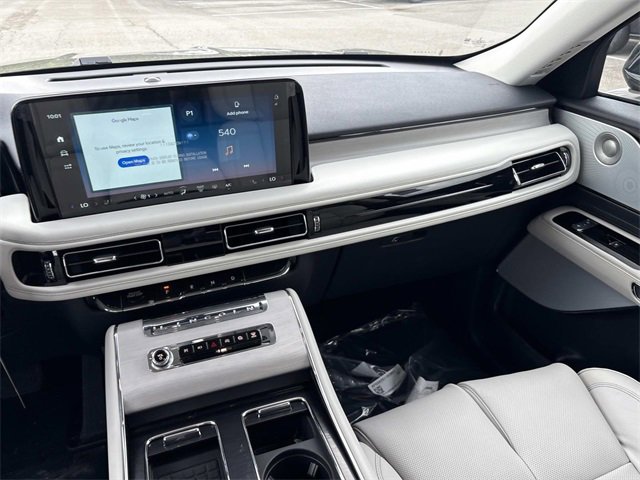New 2025 Lincoln Aviator Reserve w/ Equipment Group 201A image 16