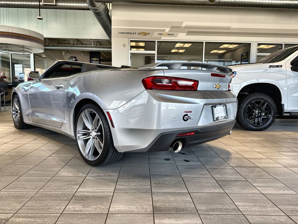 Used 2016 Chevrolet Camaro SS RWD image 6