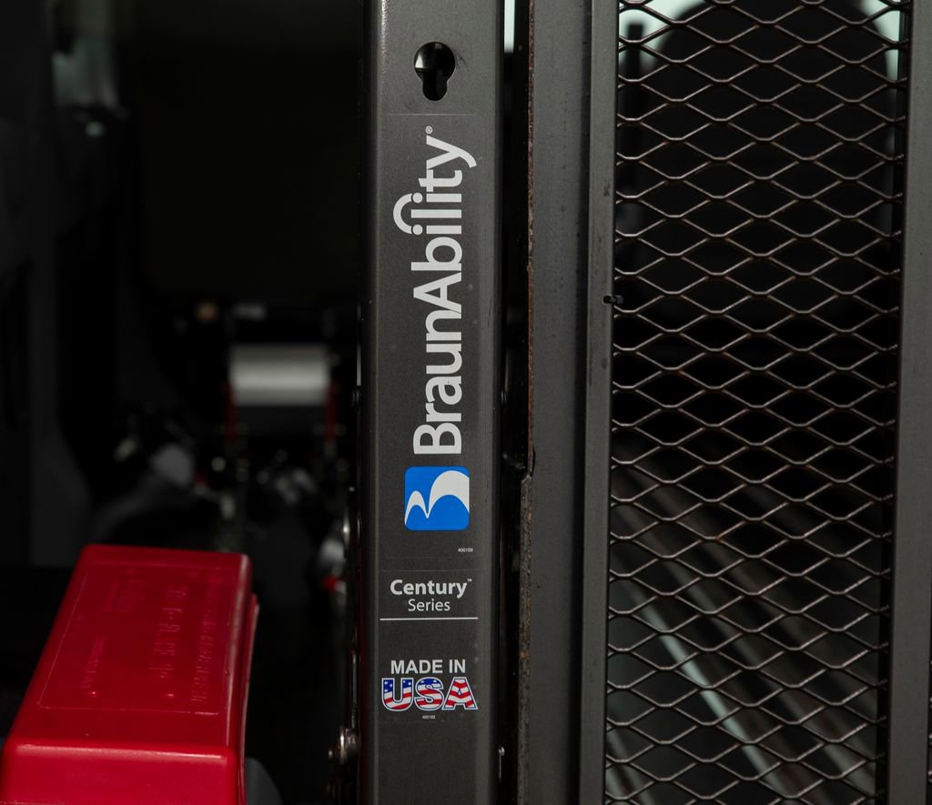 Used 2018 Ford Transit 350 XL image 3