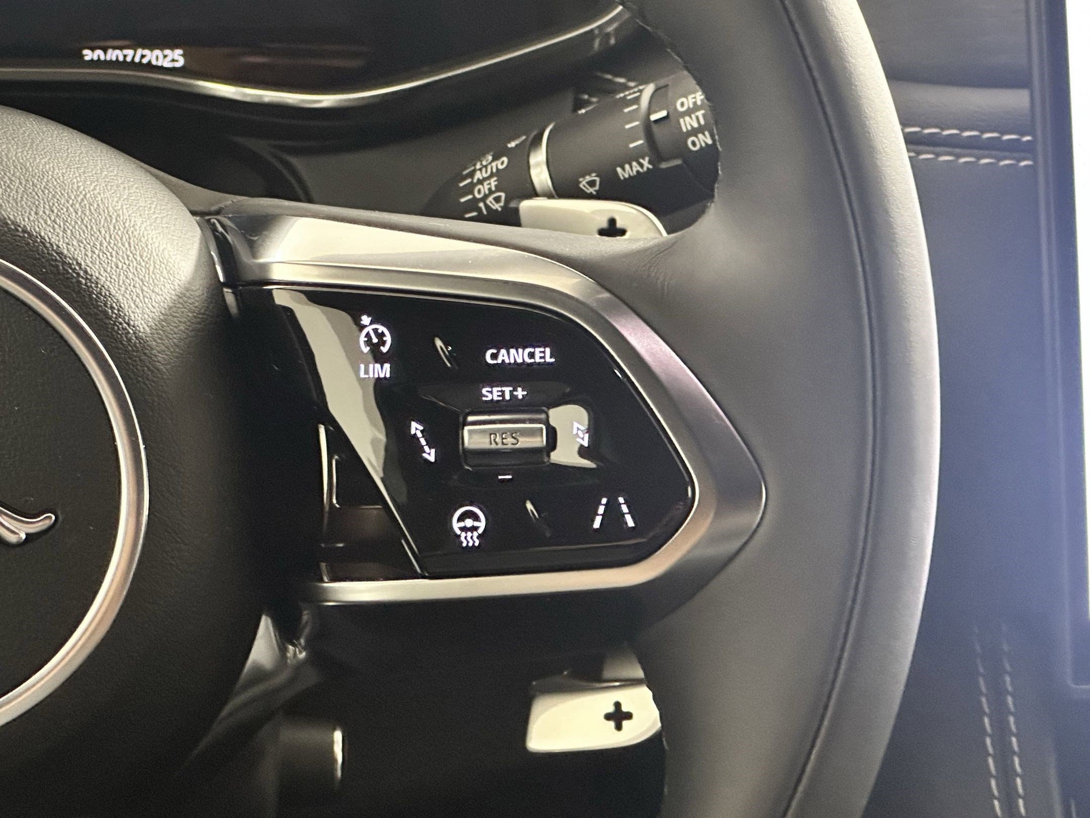 Used 2026 Jaguar F-PACE R-Dynamic S image 21