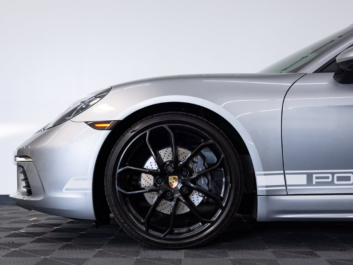 Certified 2024 Porsche 718 Cayman RWD image 13