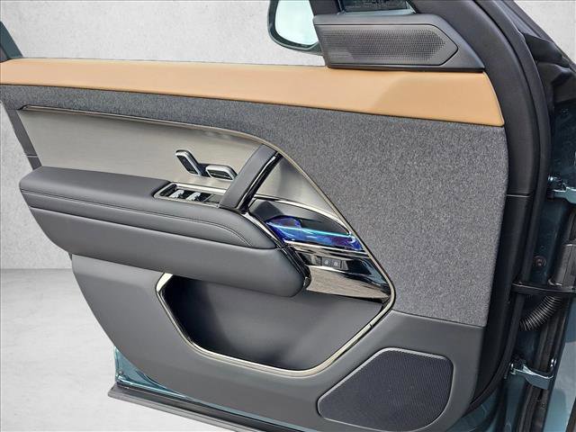 New 2025 Land Rover Range Rover Sport Dynamic SE image 23