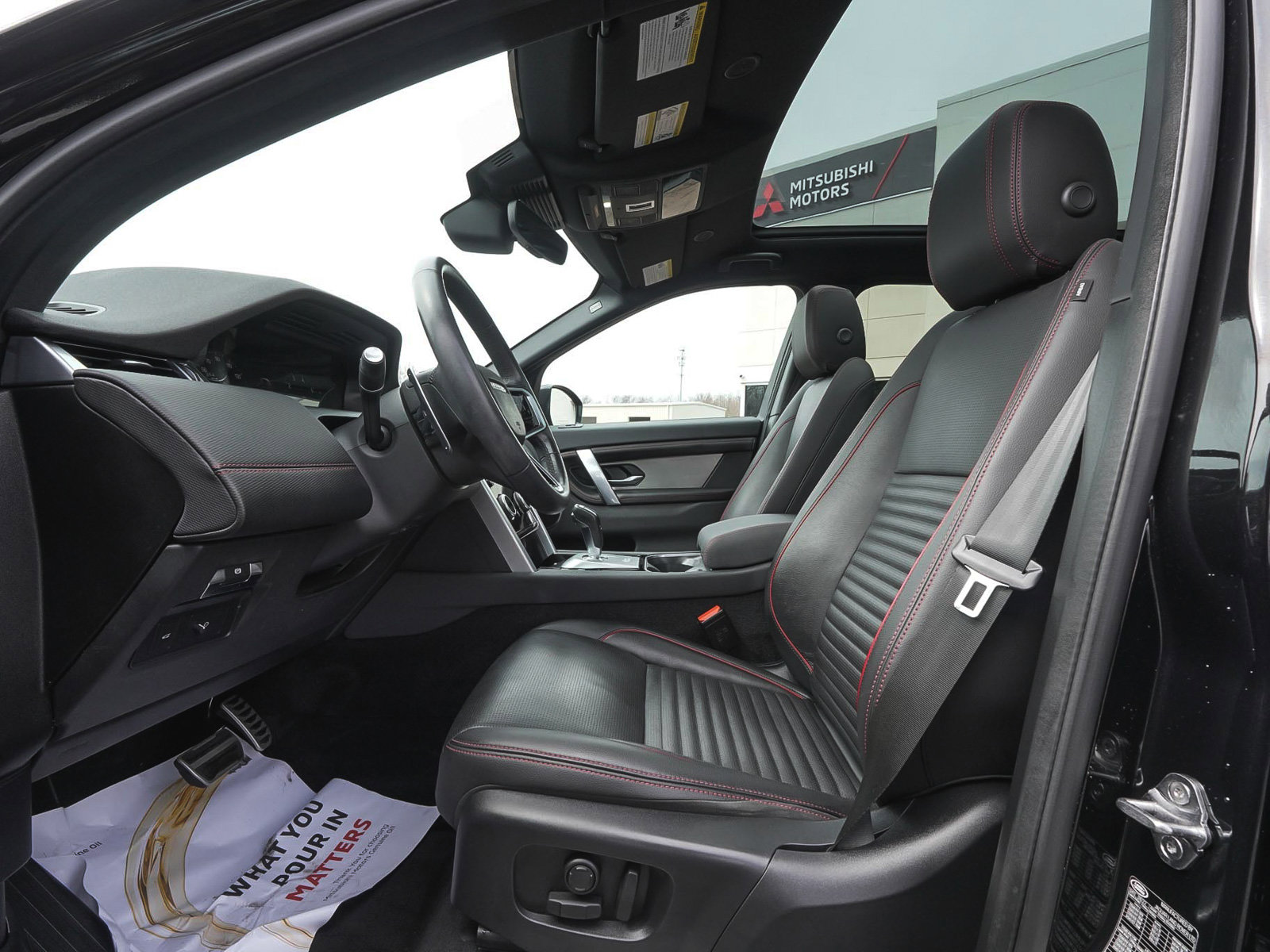 Used 2023 Land Rover Discovery Sport S R-Dynamic image 33