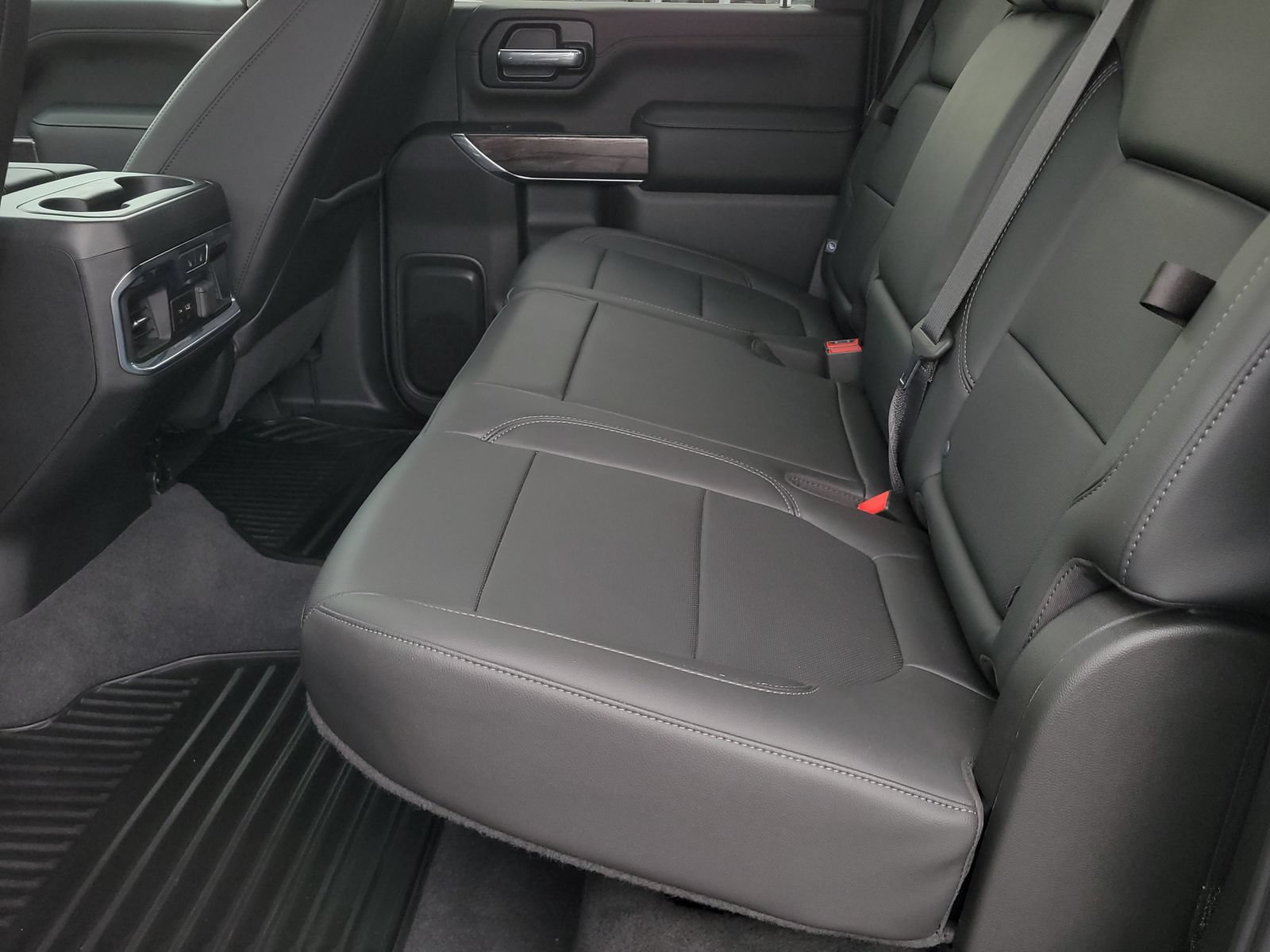 Certified 2020 Chevrolet Silverado 2500 LTZ w/ LTZ Premium Package AWD/4WD image 11