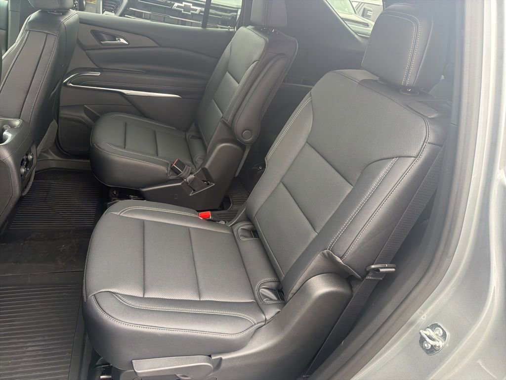 New 2026 Chevrolet Traverse LT w/ Midnight/Sport Edition image 31