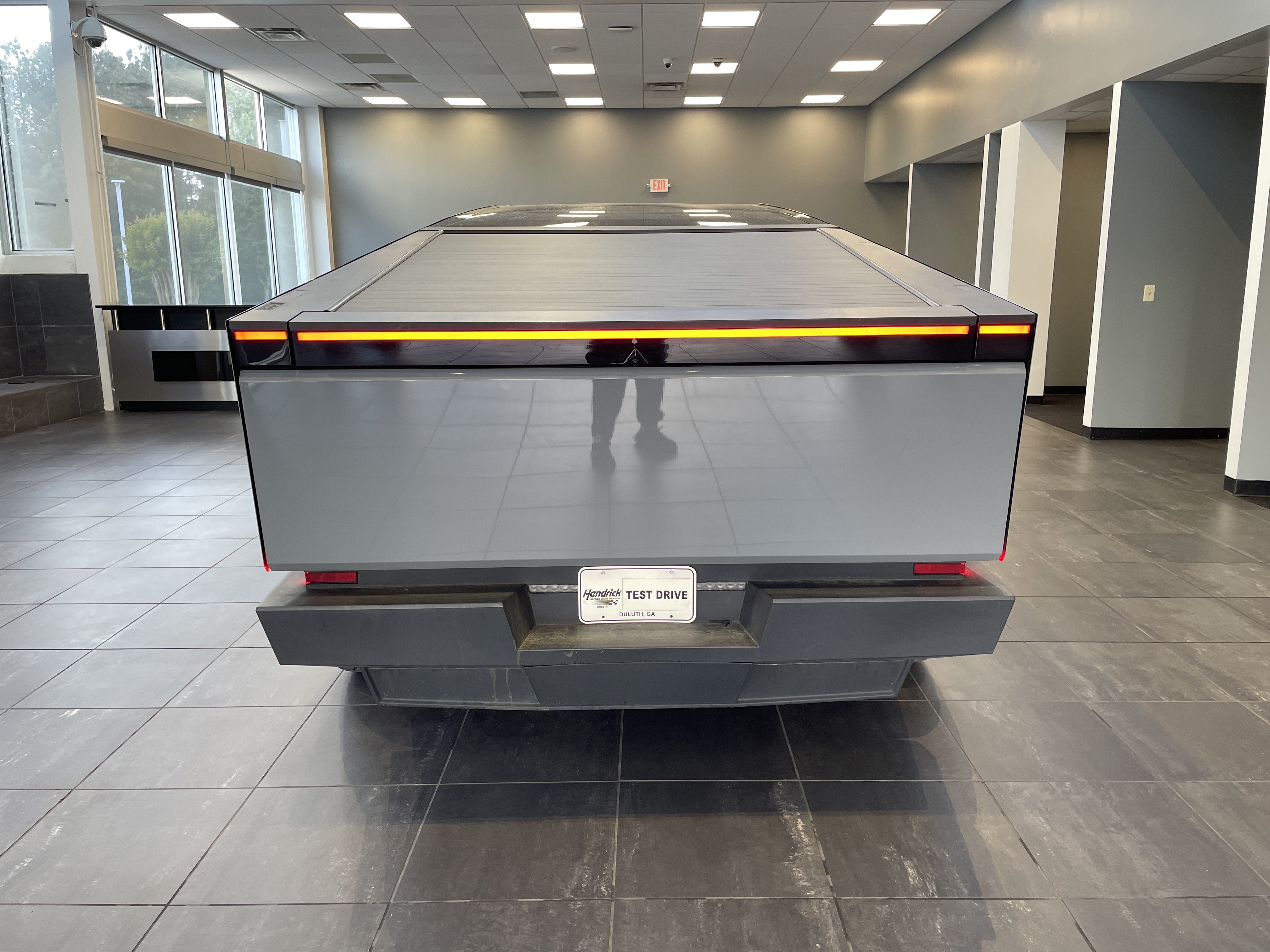 Used 2024 Tesla Cybertruck Cyberbeast AWD/4WD image 9