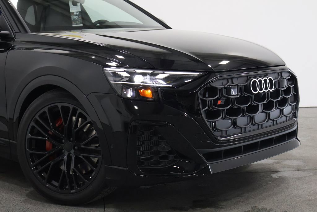 New 2026 Audi SQ8 Prestige image 3
