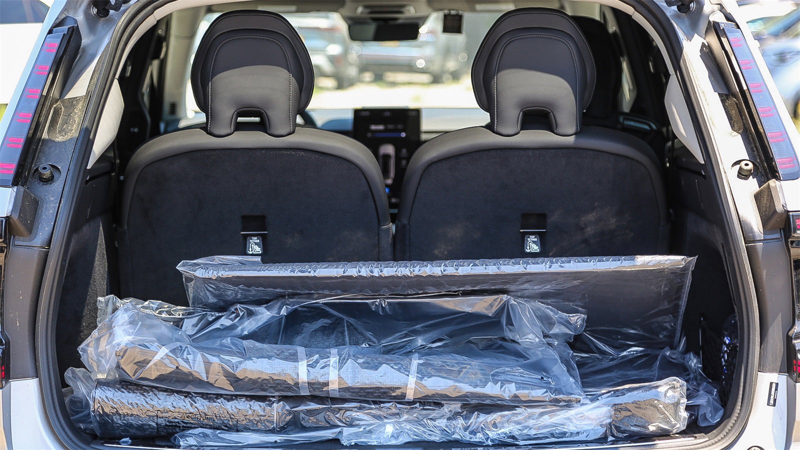 New 2025 Volvo EX90 Ultra image 12