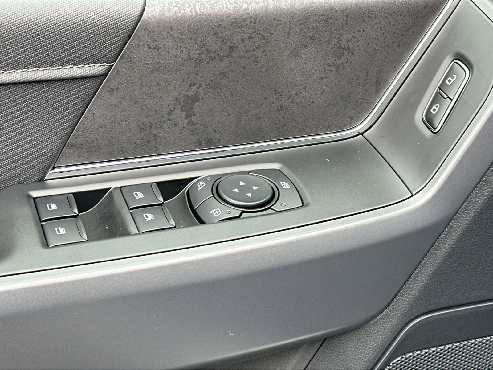 New 2026 Ford F150 XLT w/ Equipment Group 302A MID image 16